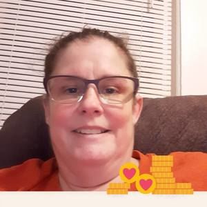 Meet your Posher, Claire